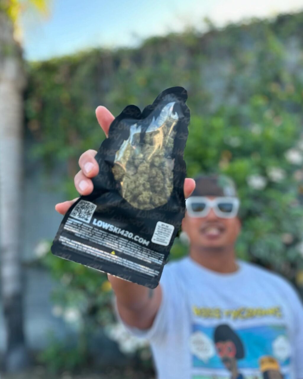 Instagram post from 420.lowski. This post is in position 3.