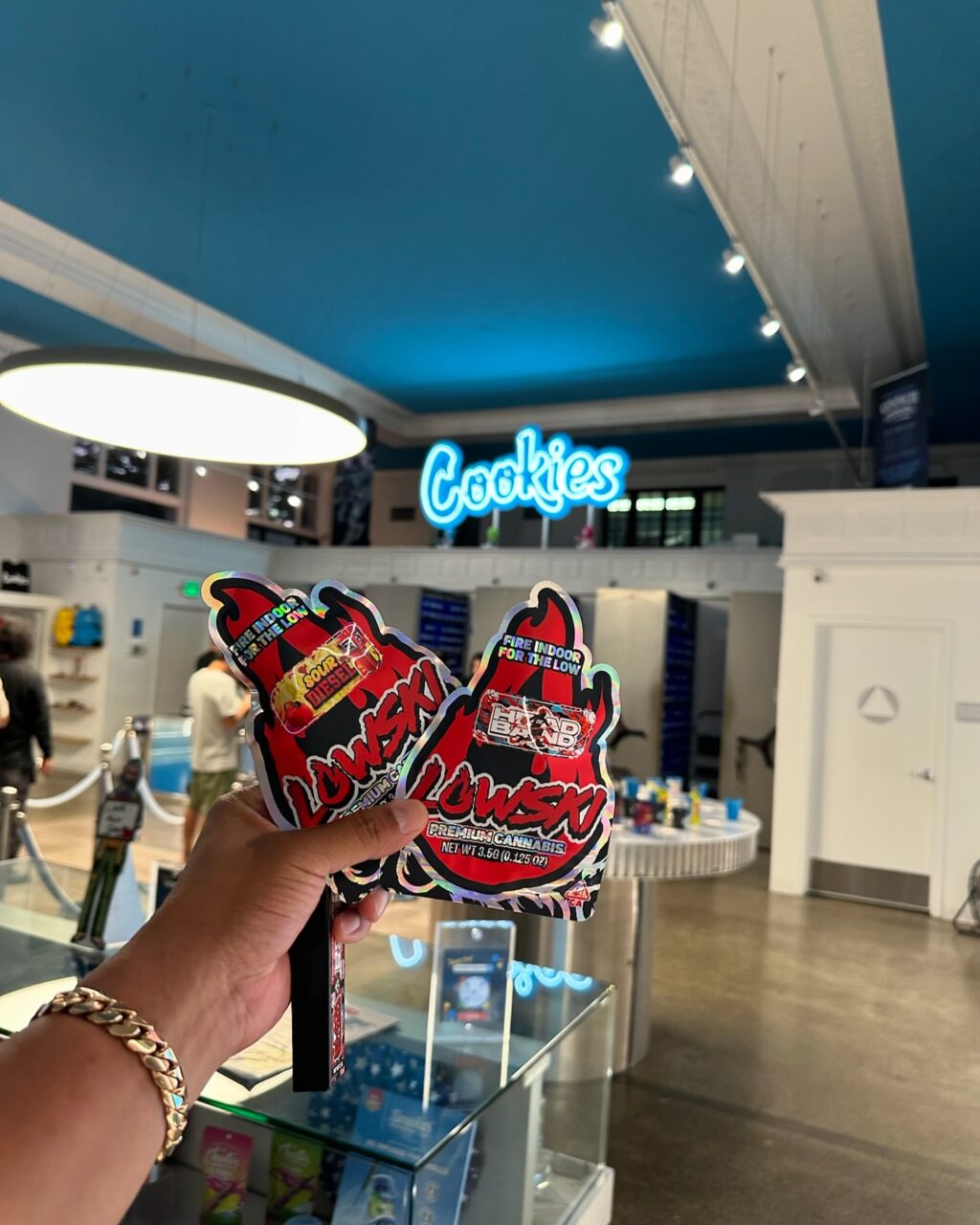 Instagram post from 420.lowski. This post is in position 0.